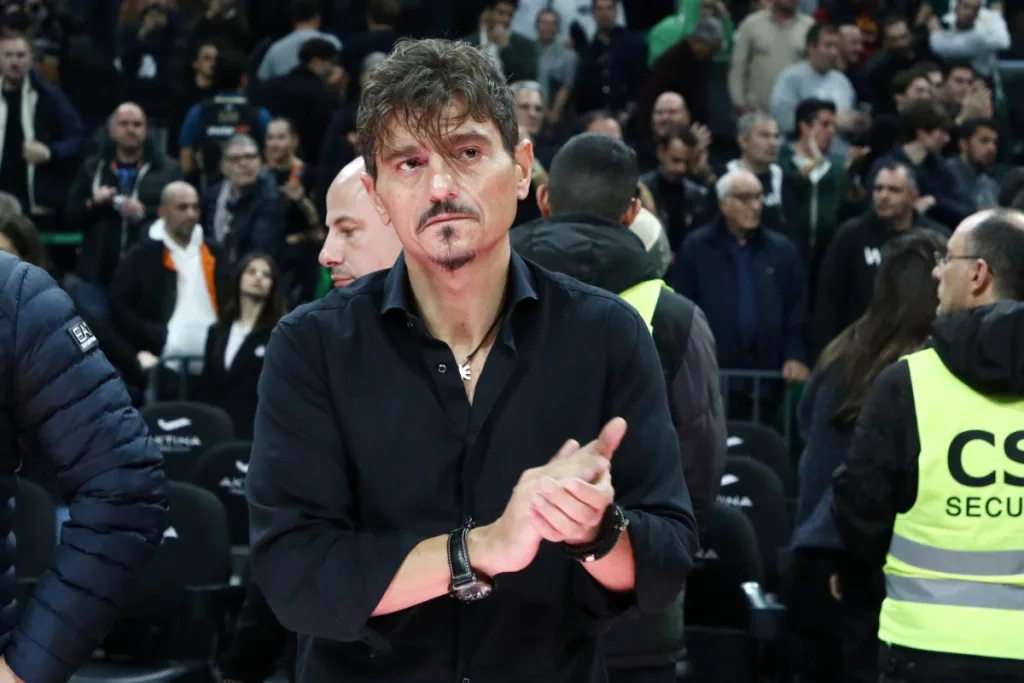 Ο Δημήτρης Γιαννακόπουλος πήρε θέση για Χέιζ-Ντέιβις!