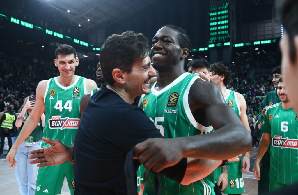 Δημήτρης Γιαννακόπουλος Κέντρικ Ναν