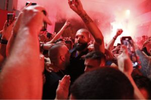 «Στο πεπρωμένο σου να δίνεις σημασία»:  Φουρνιέ & Ολυμπιακός εις σάρκα μίαν
