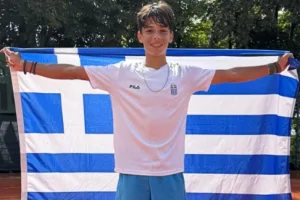 «Τα καταφέραμε»: Η κραυγή του πρωταθλητή Ευρώπης Παγώνη που πανηγύρισε με την ελληνική σημαία (video)