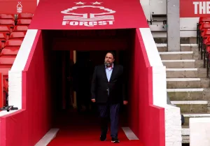 Ο Μαρινάκης κράτησε τον σταρ της Νότιγχαμ κι εκείνος τον αποθέωσε: «Ο βασικός λόγος που…» (video)