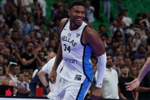 Greek Freak όνομα και πράγμα: Η απολαυστική (πρώτη φετινή) εμφάνιση του Γιάννη Αντετοκούνμπο (video)