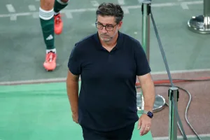 Τι εννοούσε ο Βιτόρια με την ατάκα «φέτος οι παίκτες μας πρέπει να είναι έτοιμοι να… μην παίξουν»;