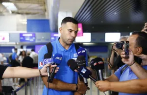 Σλούκας: «Δεν νομίζω, ότι υπάρχει τόσο σημαντικό πρόβλημα στον άσο, το δημιουργείτε εσείς»