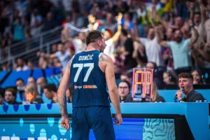Ντόντσιτς όπως λέμε Γκάλης: Στον αστερισμό του «γκάνγκστερ» με το μονάκριβο επίτευγμα