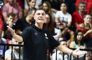 Τα «παράπονα» του Μπαρτζώκα παρά τη νίκη & ο «παίκτης που ‘καθάρισε’ το παιχνίδι» (video)