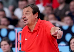 Ο Αταμάν «ξέσπασε» κατά της FIBA: «Κανείς δεν μπορεί να μας εμποδίσει!»