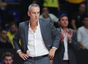 Ο Κάτας ζήτησε μεγαλύτερο σεβασμό από τους διαιτητές μετά την ήττα από τον Ολυμπιακό