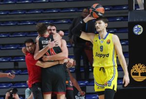 Ο Ολυμπιακός είχε ξεχάσει πως είναι: Πότε ήταν το τελευταίο (αξέχαστο) «θρυλικό» comeback;