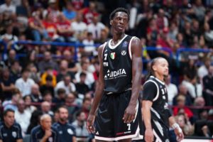 Wannabe σταρ (;) της Euroleague συστήθηκε στη διοργάνωση με iconic κίνηση (video)