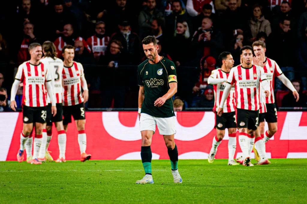 Μαθαίνοντας την Αϊντχόφεν: Ο Ίβο Πίντο στο Ole για την αντίπαλο του Ολυμπιακού (video)