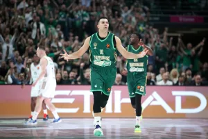 Κώστας Σλούκας η απάντηση στο γνώρισμα των καιρών