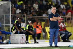 O Άντβοκαατ «έστειλε» το Κουρασάο στο Μουντιάλ & «αγκάλιασε» ρεκόρ, που έχει ο Ρεχάγκελ με την Εθνική!