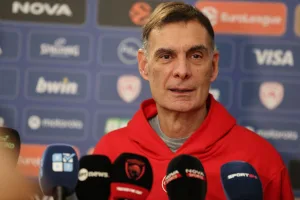 Η ικανοποίηση του Μπαρτζώκα για την εξέλιξη του Ράιτ & η εξήγηση για την «έκρηξη» με τη Ζαλγκίρις