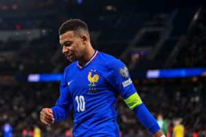 Ο Εμπαπέ ως ποδοσφαιριστής «μαγεύει», αλλά ως ιδιοκτήτης «ψάχνεται»