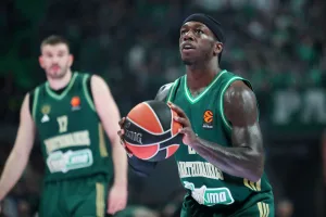 Ο Κέντρικ Ναν έβαλε… μπρος και ζητάει ακόμα περισσότερα!