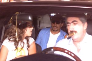 Ραμπεσαντρατανά vs Ψωμιάδης: Το «παιχνίδι» με τις κλειδαριές και τα μηνιάτικα