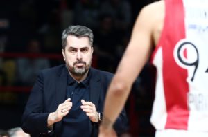 Μπαφές στους Betarades: «Δεν θα υπήρχε πρόβλημα στο παρκέ, κανείς δεν έχει δει το ΣΕΦ με την δέουσα σημασία» (video)