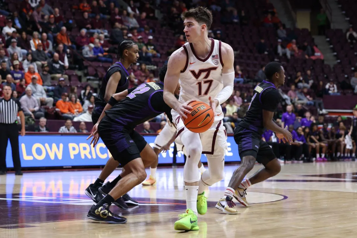 Νοεκλής Αβδάλας Βιρτζίνια Τεκ