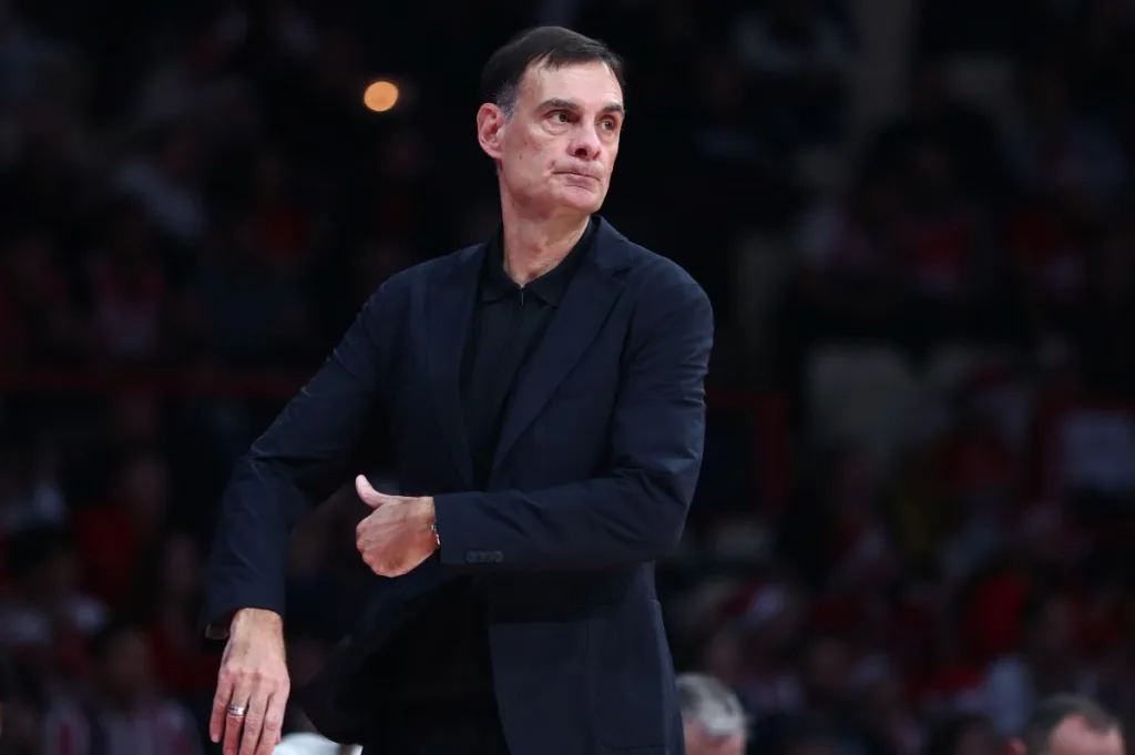 Το «ευχαριστώ» του Μπαρτζώκα στον κόσμο του Ολυμπιακού & η ατάκα για τον Μόρις (video)