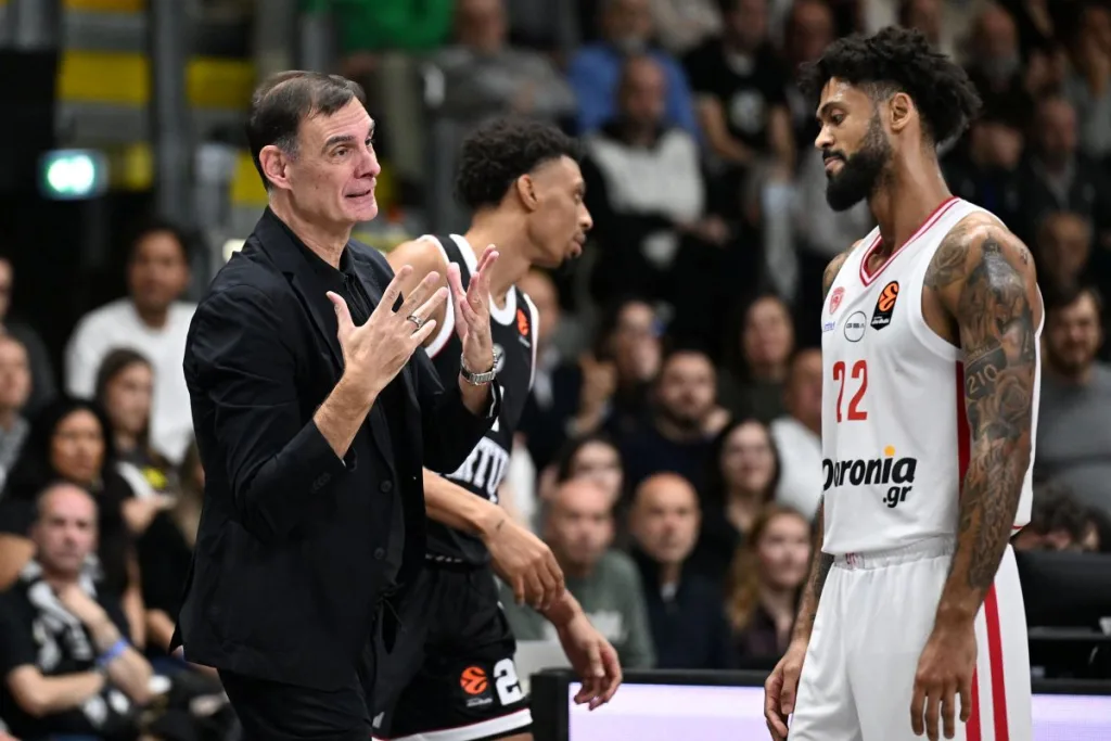 H «επιστροφή» του Ολυμπιακού που «ξεχώρισε» ο Μπαρτζώκας στη νίκη κόντρα στη Βίρτους