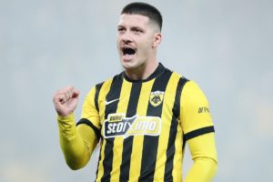 Το «ορόσημο» του Πόνσε που έπιασε ο Γιόβιτς με την ΑΕΚ