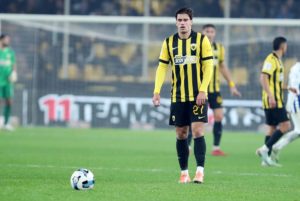 Το «ευχαριστώ» του Καραργύρη σε Νίκολιτς & Ηλιόπουλο, μετά την επέμβασή του στο γόνατο