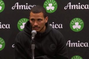 Ενοχλημένος προπονητής στο NBA, απάντησε σε όλες τις ερωτήσεις με τις ίδιες λέξεις (video)