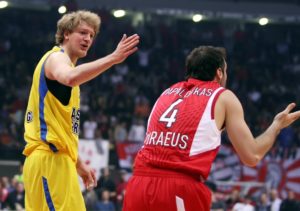 Το μεγαλύτερο comeback στην Ευρωλίγκα έχει γίνει από ομάδα στον τελευταίο της αγώνα σ’ αυτήν