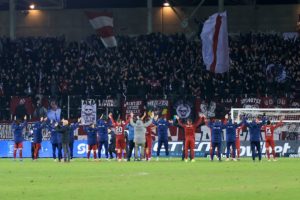 Το περίμενε πολύ καιρό: Πότε είχαμε την τελευταία νίκη της ΑΕΛ στο «σπίτι» της στα «μεγάλα σαλόνια» (video) 