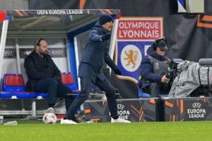 Οι λόγοι που ο Λουτσέσκου ήταν έξαλλος με τις διαιτητικές αποφάσεις στο Λυών-ΠΑΟΚ (video)