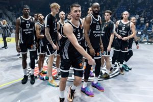 Ο Ολυμπιακός έσπρωξε την Παρτιζάν κι άλλο στον… γκρεμό: Δεν χάνει απλά, διασύρεται και γράφει αρνητικό ρεκόρ