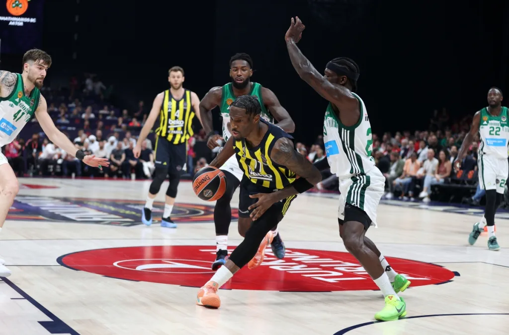 Παναθηναϊκός με Χέιζ-Ντέιβις: Ένα ρόστερ από… χρυσό