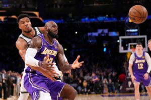 Τι (μπορεί να) σημαίνει η ανάρτηση του Αντετοκούνμπο & ποια η ατάκα του ΛεΜπρόν για τις ανταλλαγές;