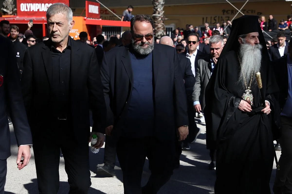 Ολυμπιακός Μνημόσυνο Θύρας 7