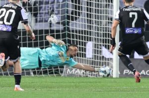 Η μυθική επίδοση του Στρακόσα, στην ιστορία της ΑΕΚ! (video)