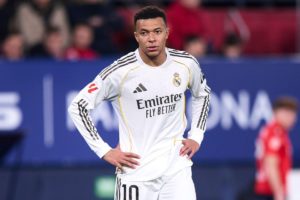 Τι συμβαίνει με τον Εμπαπέ; Η Ρεάλ Μαδρίτης δεν γνωρίζει πότε επιστρέφει