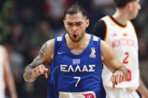 Ο Τολιόπουλος των… ρεκόρ: Όλα όσα έκανε στο καλύτερο βράδυ του με την Εθνική Ελλάδας (video)