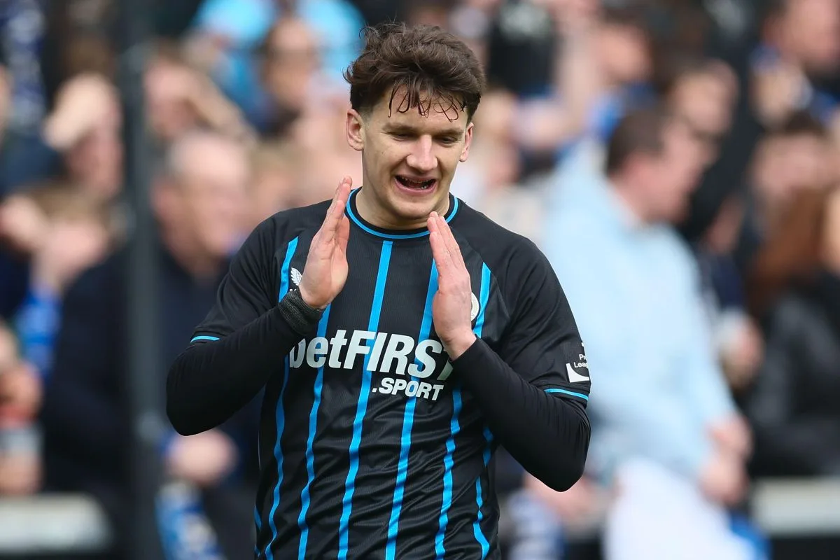 Χρήστος Τζόλης Κλαμπ Μπριζ