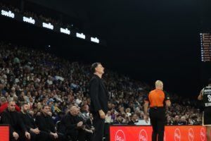 Η υπόσχεση του Μπαρτζώκα στον κόσμο του Ολυμπιακού ενόψει playoffs (video)