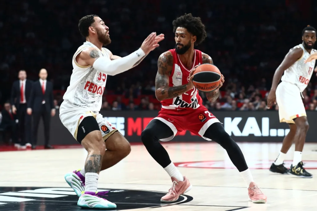 Ο κανόνας χωρίς εξαίρεση δείχνει Ολυμπιακός αλλά στα πέντε παιχνίδια κόντρα στη Μονακό