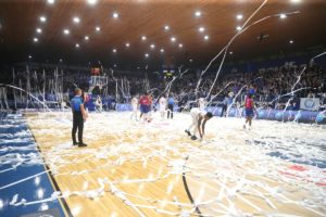 Σχεδόν ένας αιώνας ζωής χωρίζει τον Ηρακλή με την ομάδα που τον απέκλεισε