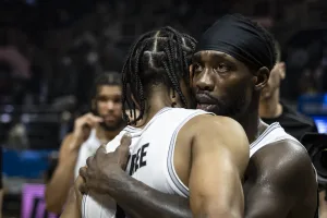 Ο Πάτρικ Μπέβερλι θυμήθηκε τα… νιάτα του για χάρη του ΠΑΟΚ