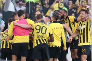 Το απίθανο αήττητο σερί της ΑΕΚ δεν «σπάει» και φωνάζει… πρωτάθλημα! (video)