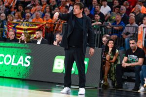 Ο Αταμάν έβγαλε το καπέλο στη Βαλένθια