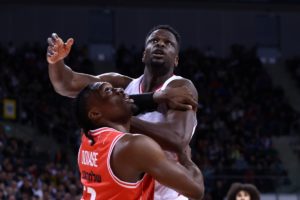 Έγινε του… σερί στο Χάποελ – Ολυμπιακός και την επιστροφή του Φαλ μετά από 307 μέρες