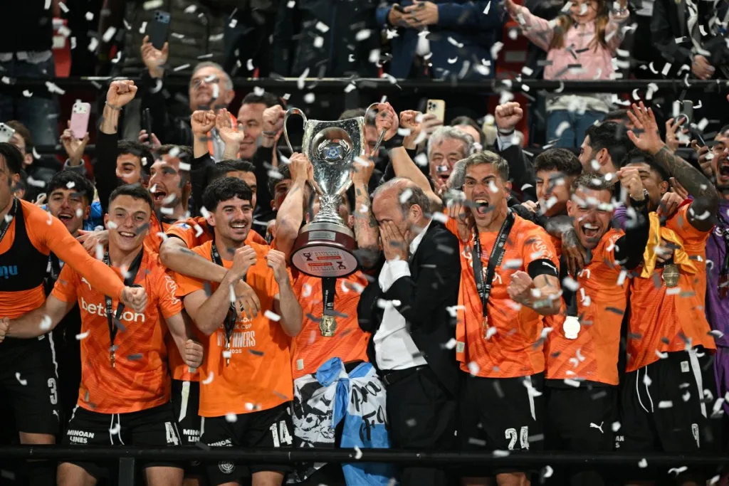 «Τέλος» στην αναμονή: Επαρχιακή ομάδα «πανηγυρίζει» στην Ελλάδα, μετά από 19 χρόνια! (video)  