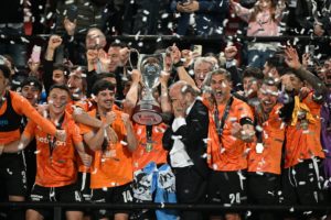 «Τέλος» στην αναμονή: Επαρχιακή ομάδα «πανηγυρίζει» στην Ελλάδα, μετά από 19 χρόνια! (video)  