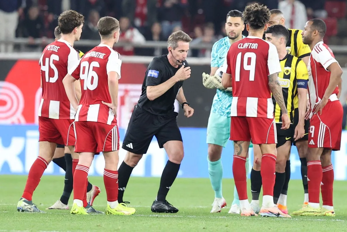 Ολυμπιακός ΑΕΚ