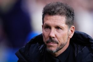 Ο Σιμεόνε φρόντισε να… πικάρει τους οπαδούς της Μπαρτσελόνα, με προκλητική χειρονομία (video)